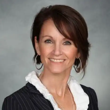Kelly Rybacki, Senior Registered Client Associate | Moeller Investment Group
